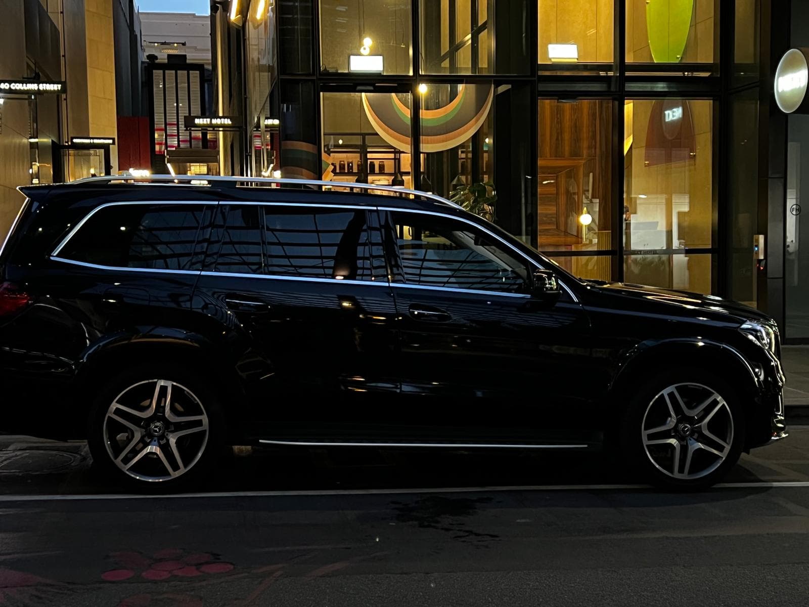 Chauffeur service in Berwick